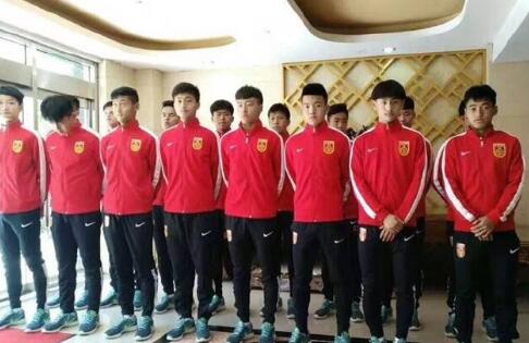 海报上的宣传语写道：“未来和过去总是不同”，结合人物的动作与表情，这句宣传语显得非 上一页12345...99下一页 | | | | | | 电影频道节目中心官方网站CCTV6 VIP影院 全部 电影 电视剧 影人 视频 图片 新闻 更新时间 所有 1小时内 今日内 1周内 1个月内 从资讯频道搜索 结果 215060 条 崔始源、沈昌珉、东海帅气敲鼓 演绎制服诱惑 2016-05-30 今年SM公司Super Junior的崔始源和东海，还有东方神起的最强昌珉都已经暂别舞台参军入伍。