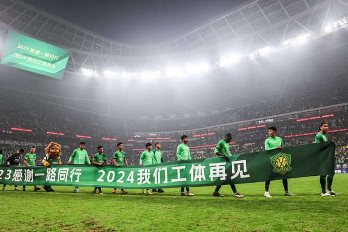 影片发布一组角色剧照，并同步曝光演员阵容，在杭州的湖光山色中，正上演这场关于“爱和美味”的温暖故事。
