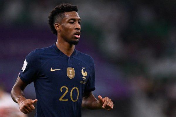 金马影帝柯俊雄6日晚病逝 去年确诊患肺癌晚期 2015-12-07 据台湾媒体12月7日报道，金马影帝柯俊雄因肺癌病逝，享寿70岁。
